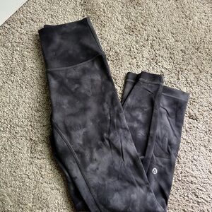 lululemon Wunder Train High-Rise 25”